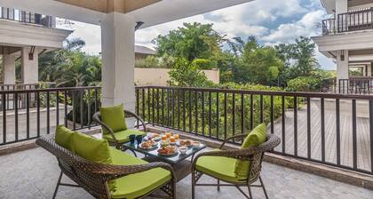 Oasis Suites Dunes 102 by Deshco Holidays