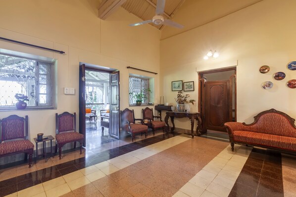 Villa, fumatori | 4 camere