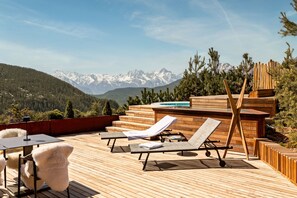 Villa, Smoking