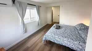 Unclassified image, 4 of 17, button - Stylish 2BR - EWR Stadium NYC (Newark)