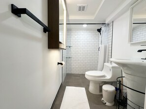 2 bedrooms - Stylish 2BR - EWR Stadium NYC (Newark)