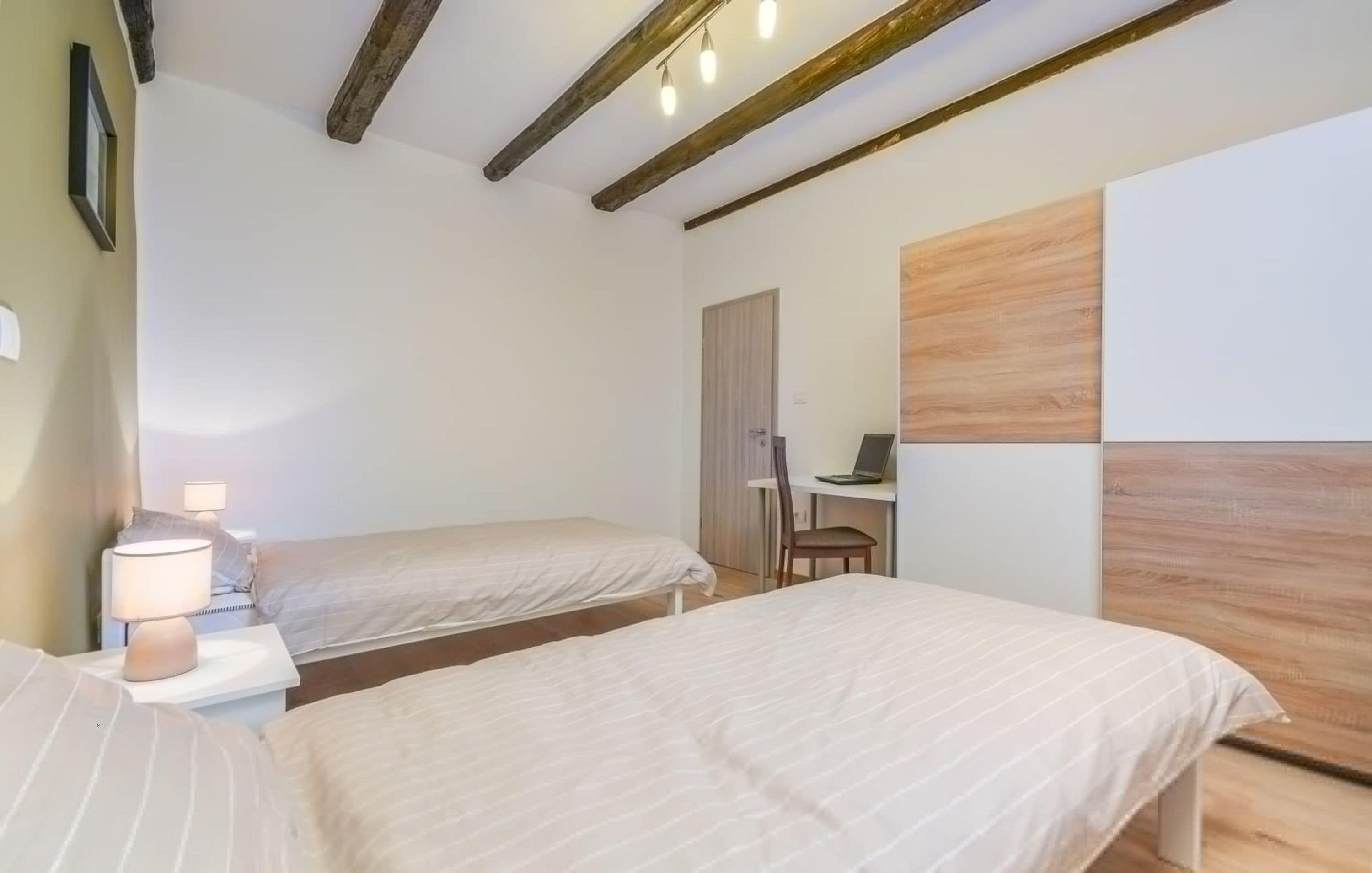 4 bedrooms