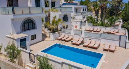 Villa Sardinella-5 Bedroom Villa With Private Pool