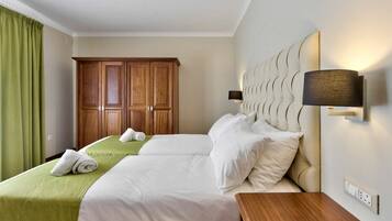 3 bedrooms, Internet