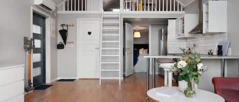 Apartment | 2 bedrooms, Internet