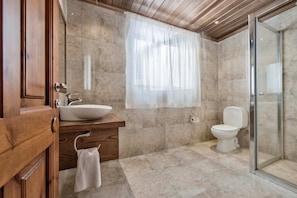 Casa | 5 habitaciones y internet