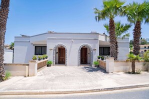 5 bedrooms, Internet