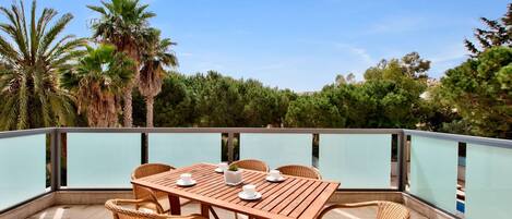 วิลล่า | 3 ห้องนอน, อินเทอร์เน็ตความเร็วสูง