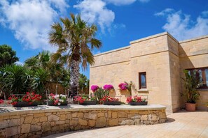 Villa | 3 bedrooms, Internet - Villa Munqar - 3 Bedroom Villa With Private Pool (Zurrieq)