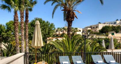 Villa Narcis - 2 Bedroom Villa With Private Pool