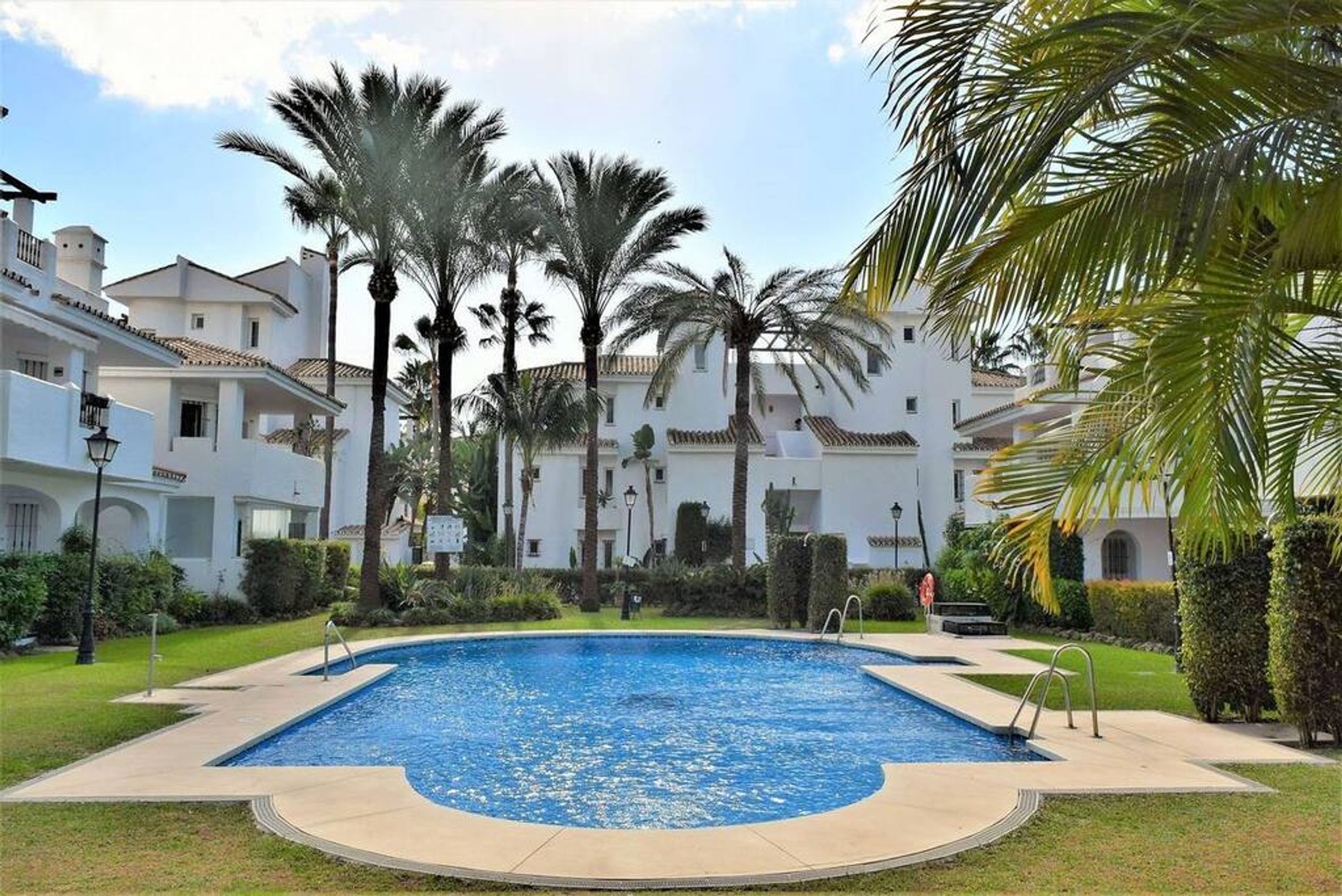 單棟房屋 | 4 間睡房、互聯網