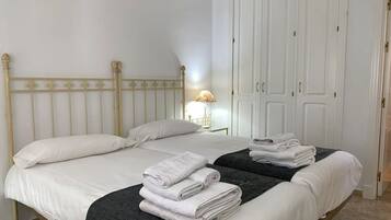 House | 2 bilik tidur, Internet