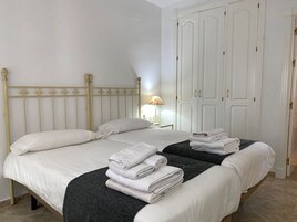 Apartamento | 2 dormitorios y Internet