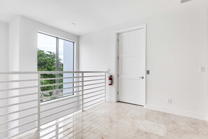 House | 4 bedrooms, Internet