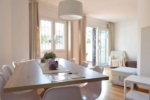 Casa Jasmine Modern Villa for 7 M-3