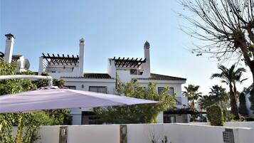 House | 4 bedrooms, Internet