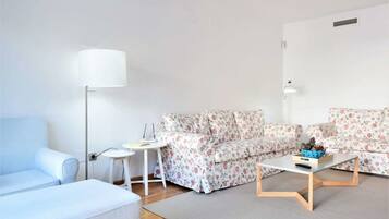 House | 4 bedrooms, Internet