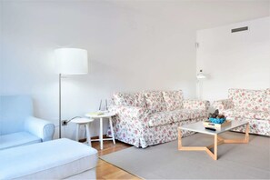 4 bedrooms, Internet - Casa Jasmine Modern Villa for 7 M-3 (Marbella)