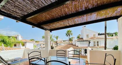 Duplex 3 Bedroom Top Floor F-3