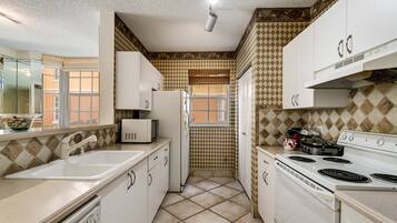 Apartment | 3 bedrooms, Internet