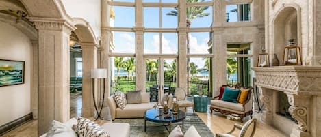 5 bedrooms, Internet