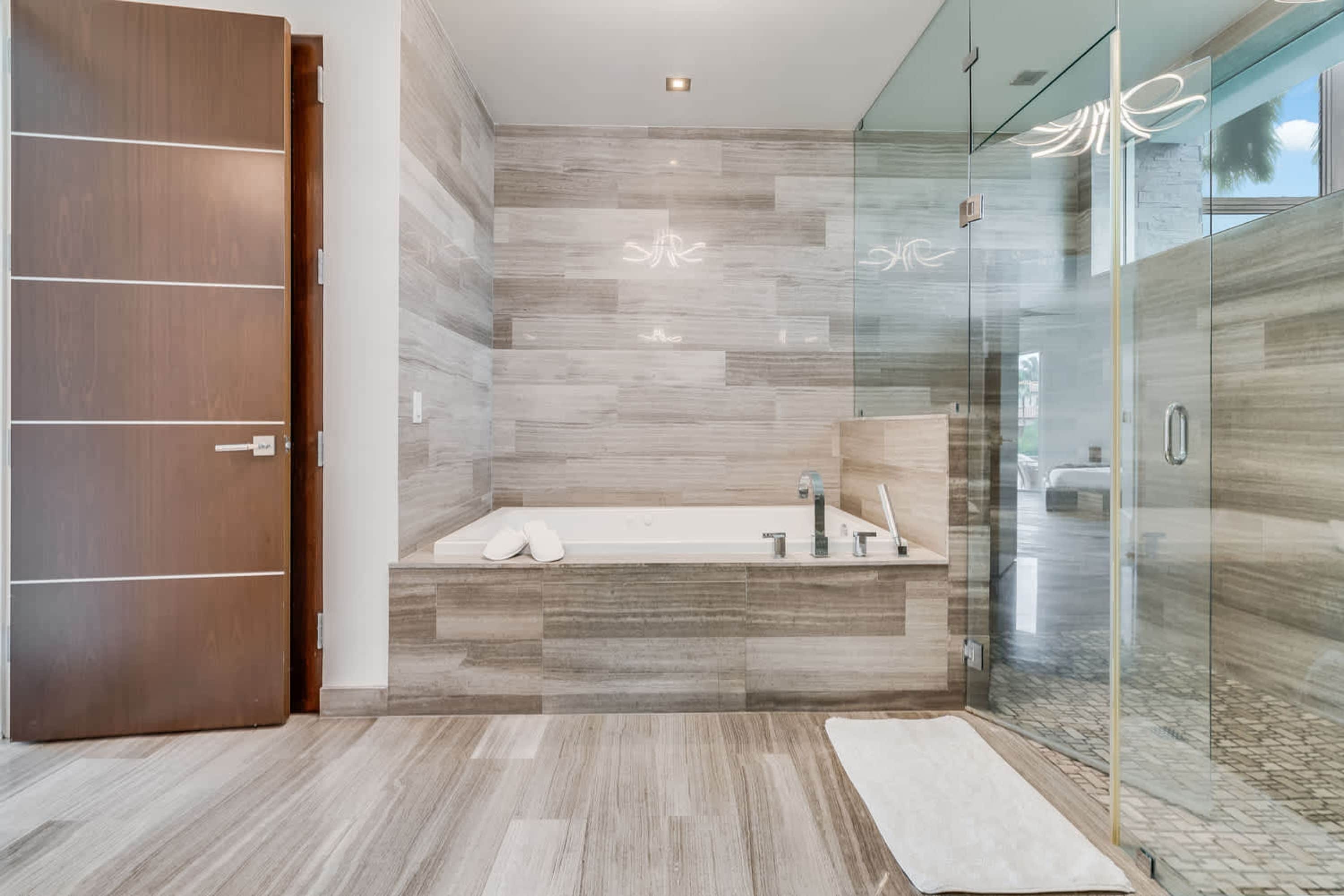 Huis, toegankelijk voor mindervaliden | 6 slaapkamers, een bureau, internet