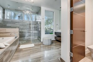 Casa, con acceso para personas discapacitadas | 6 habitaciones, escritorio y internet 