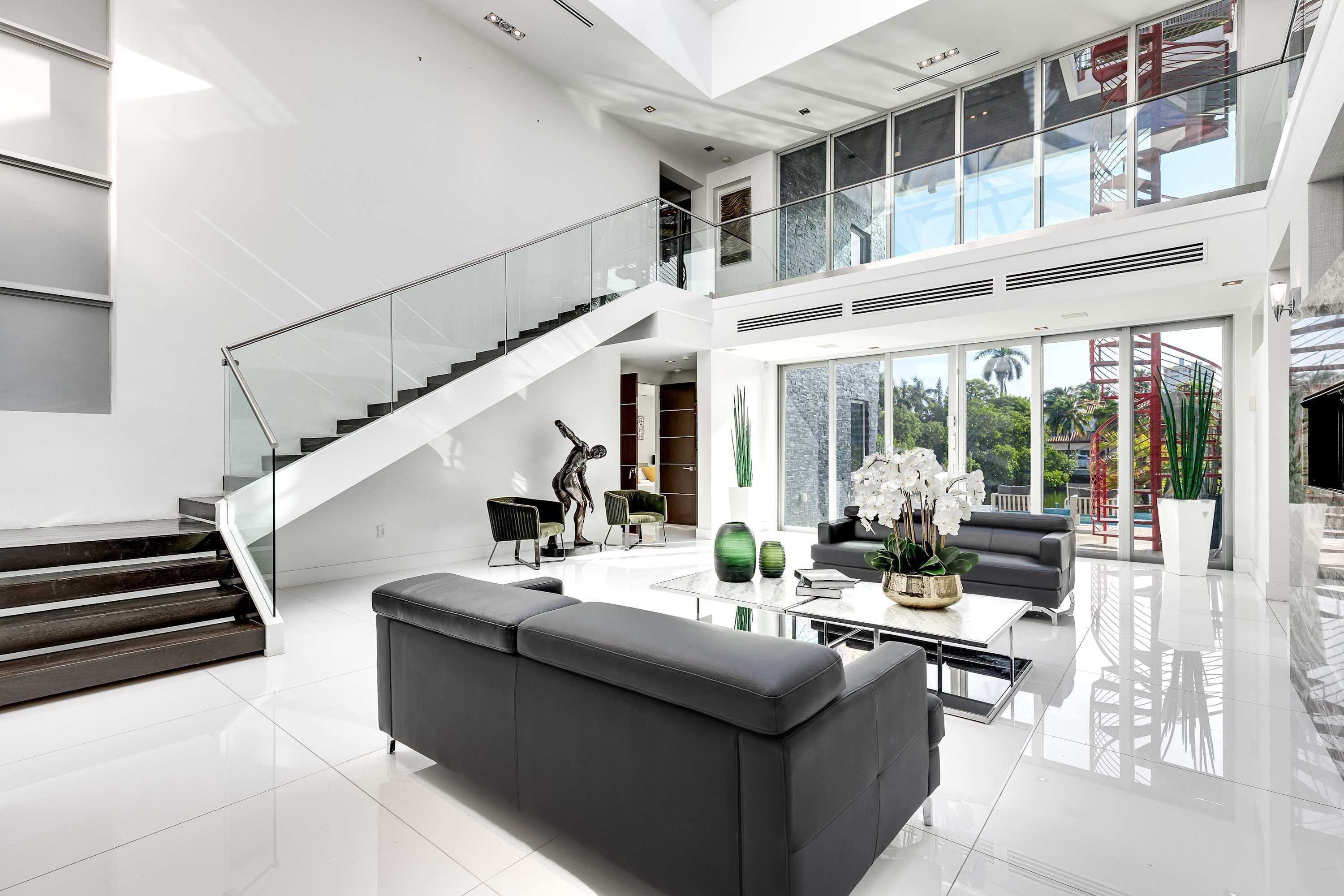 Huis, toegankelijk voor mindervaliden | 6 slaapkamers, een bureau, internet