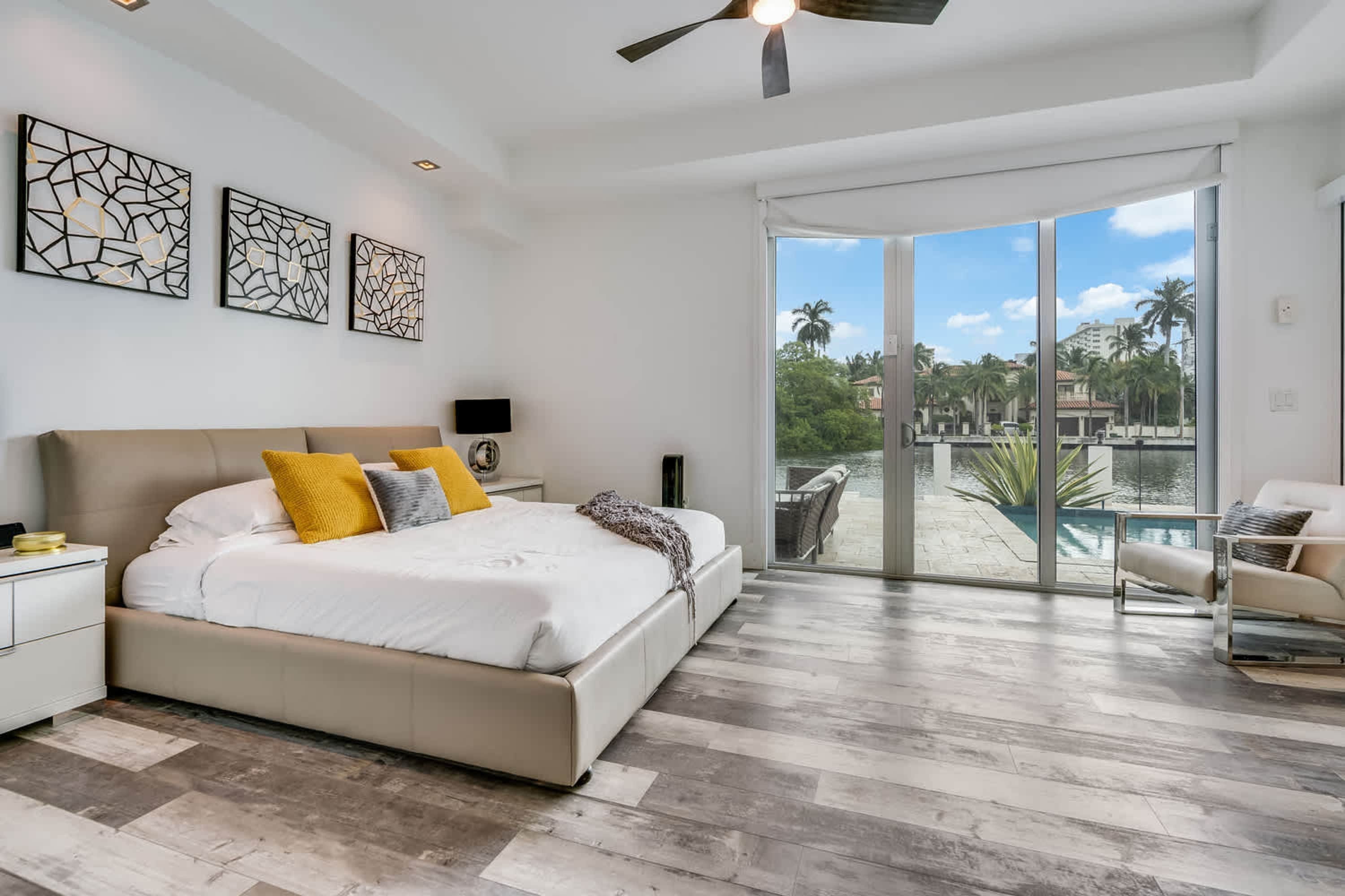 Huis, toegankelijk voor mindervaliden | 6 slaapkamers, een bureau, internet