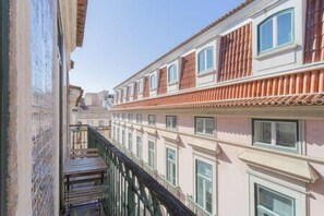 Apartment | 4 bedrooms, Internet