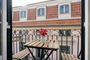 House | 4 bedrooms, desk, Internet - Old Town Chiado Balcony Aircon by LD Apartments (Lisbon)