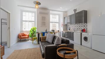 Apartment, Accessible | 3 bedrooms, Internet