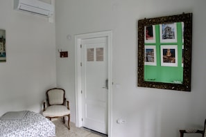Rumah | 6 kamar tidur dan internet