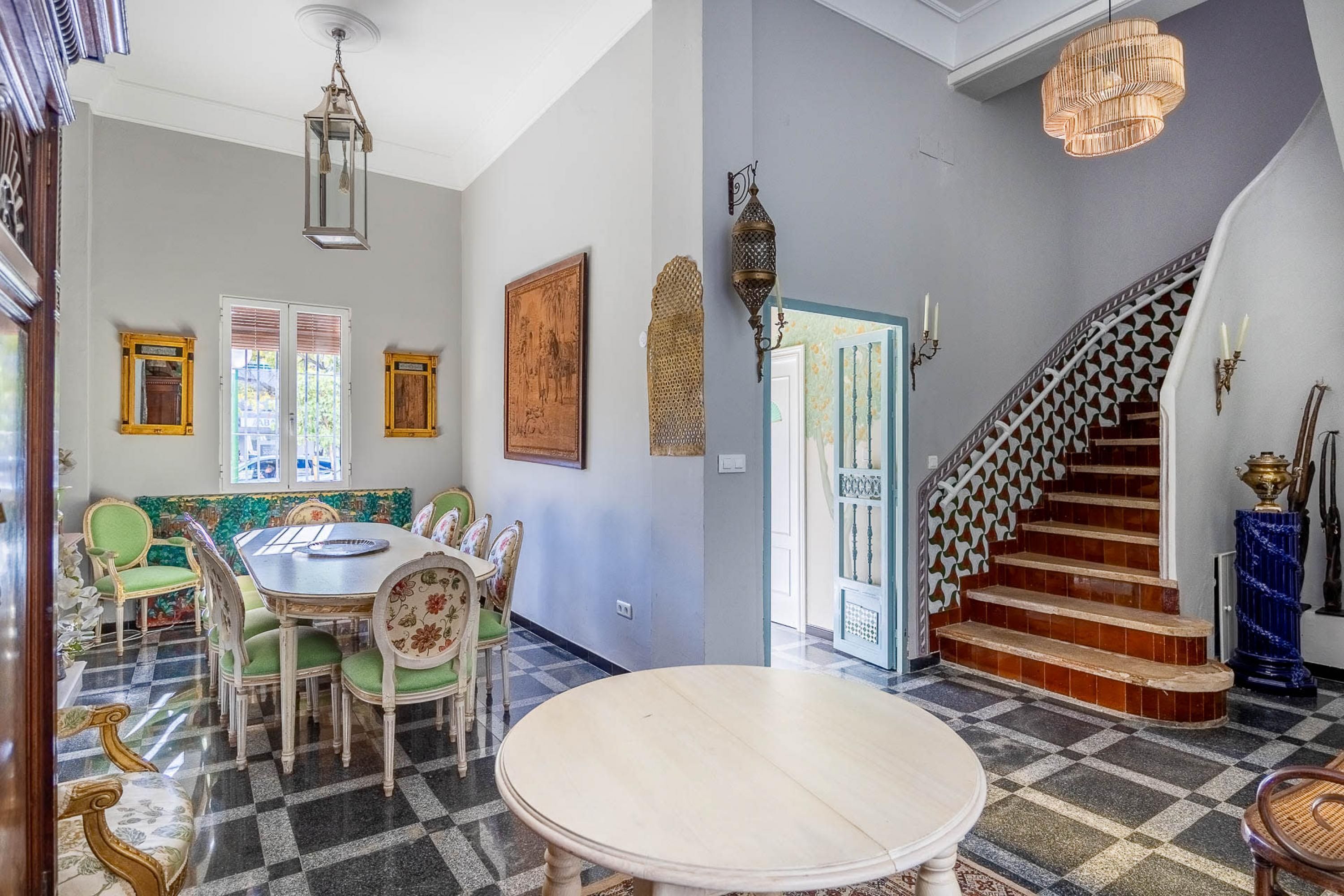 House | 6 bedrooms, Internet