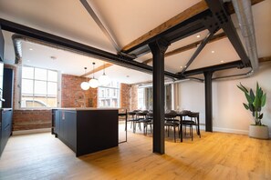 3 habitaciones y acceso a internet