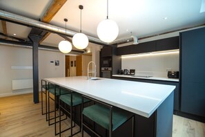 Apartment | 3 bedrooms, Internet