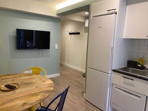 House | 2 bedrooms, Internet - 2C Duplex With 2 Twin Bedrooms Near Gulbenkian (Lisbon)