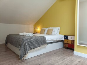 Apartment | 3 bedrooms, Internet - 2A Cozy Duplex for Families Business Travellers (Lisbon)