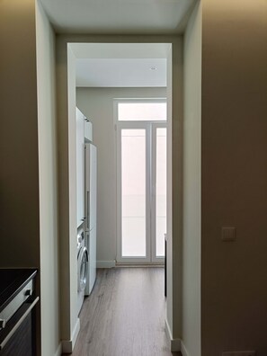 Studio | Internet - 1C Spacious Studio Near Gulbenkian by Ldapartments (Lisbon)