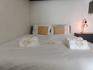 Studio | Internet - 1C Spacious Studio Near Gulbenkian by Ldapartments (Lisbon)