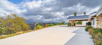 Sky Ridge Retreat - Lux Hilltop Escape - Pool Spa