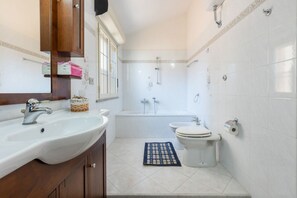 Bidet