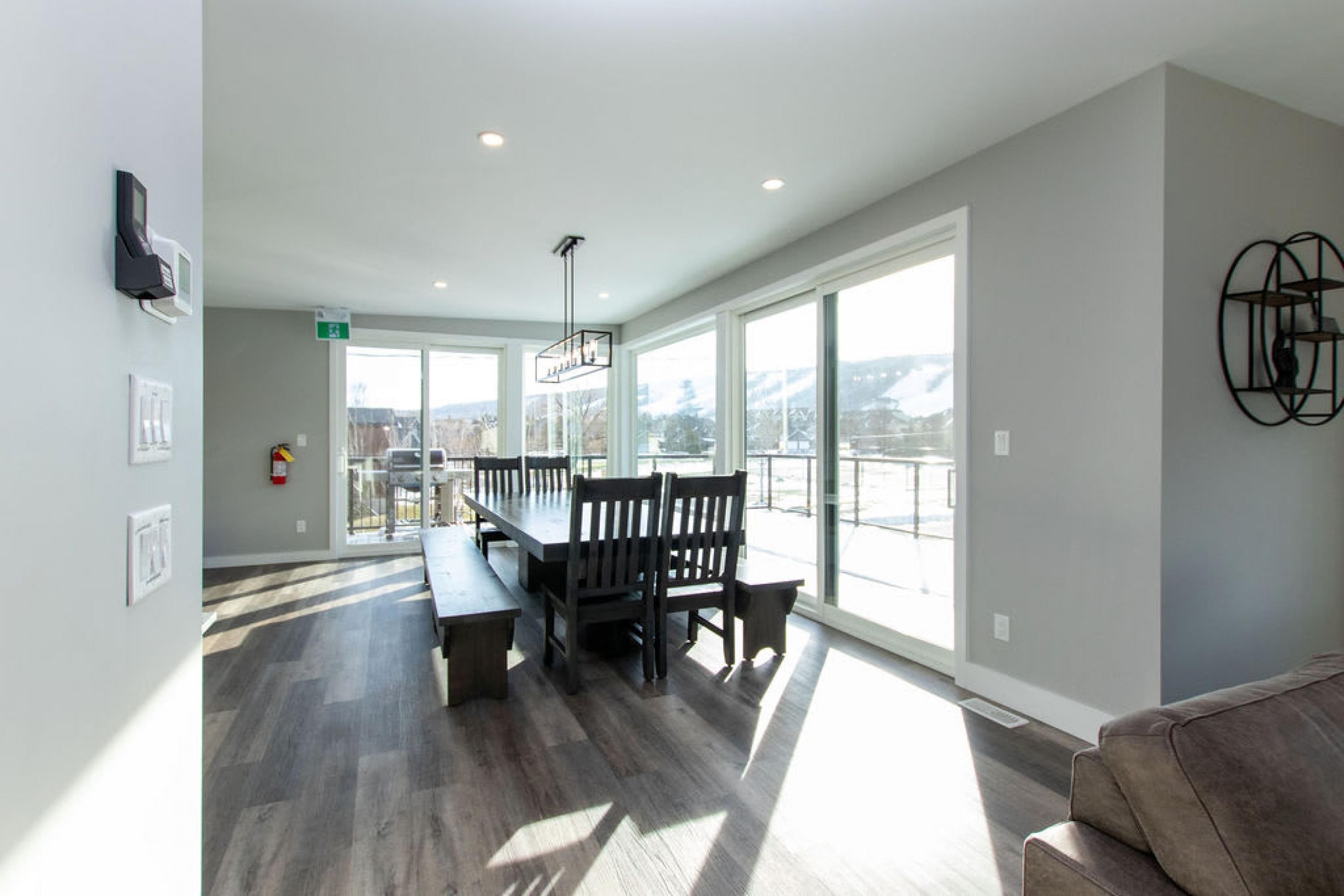 House | 10 bedrooms