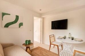 House - Carla Rosa 2 Luxueux Appartement Piscine - 1bdr (Cannes)