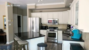 House | 5 bilik tidur 