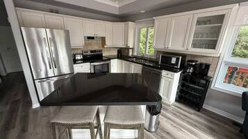 Rumah | 5 kamar tidur