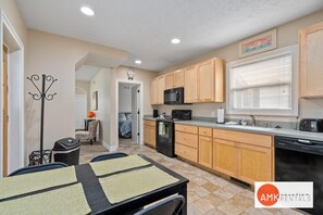 House | 3 bedrooms - Downtown Holland Charmer (Holland)