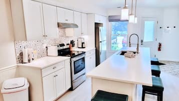 Apartment | 2 bedrooms, Internet