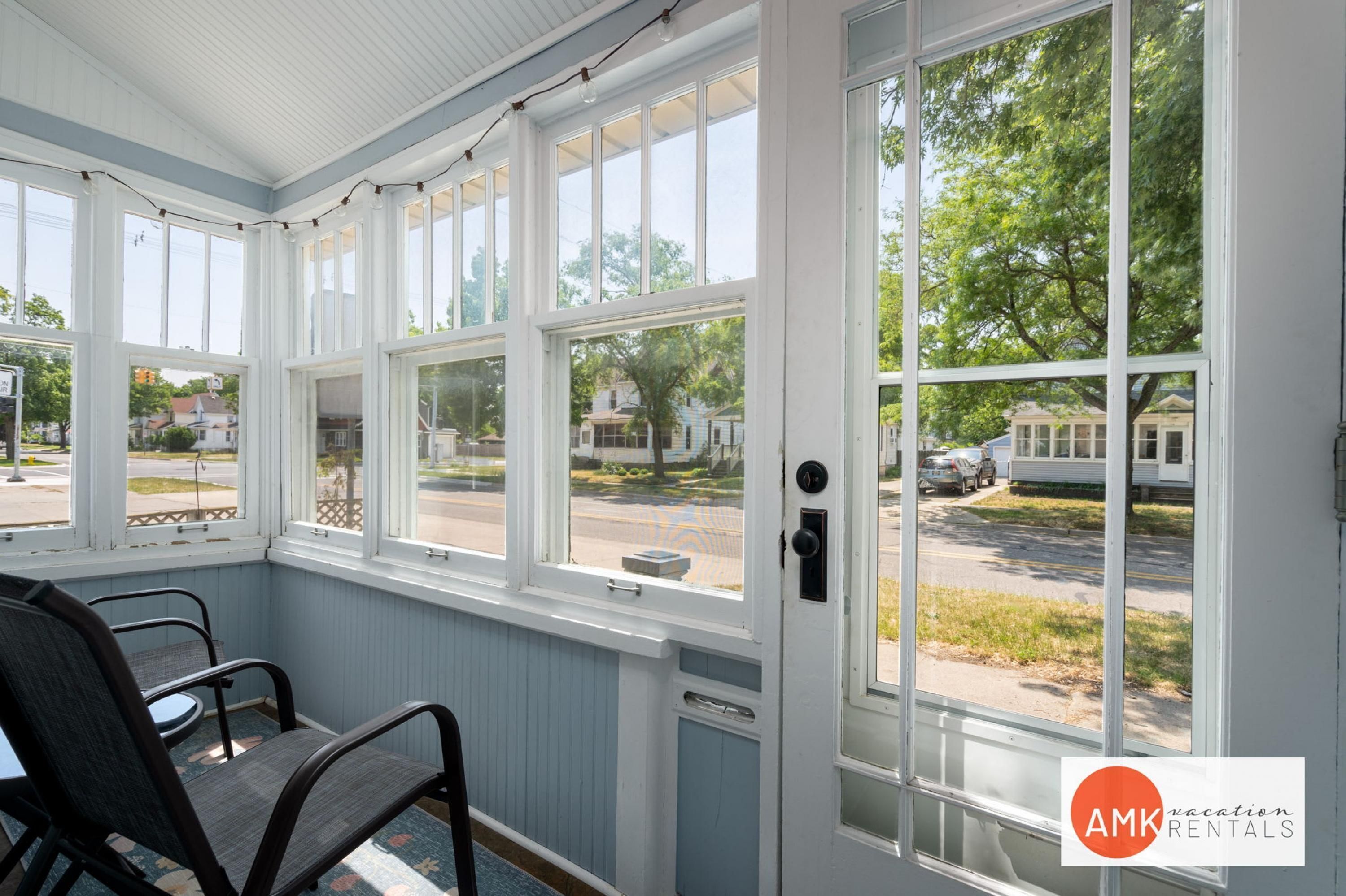 Casa | 3 quartos, escrivaninha, acesso à internet de alta velocidade