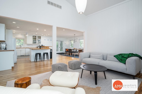 3 habitaciones, escritorio y acceso a internet